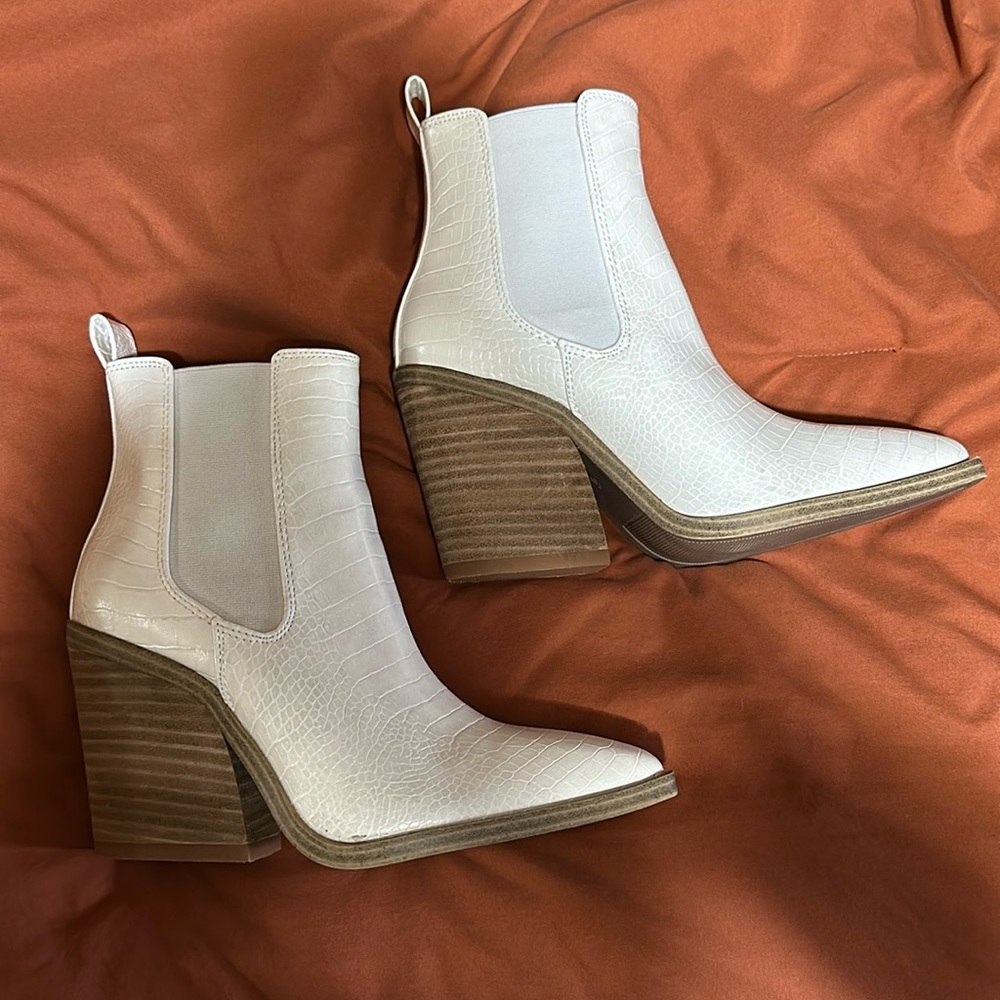 Booties- White Crocodile